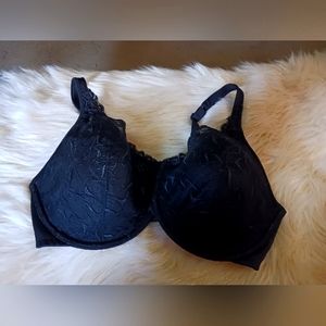 Black Playtex bra, size 42DDD